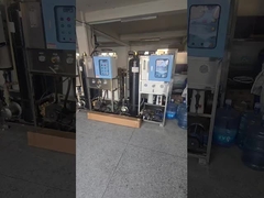 Устройство для фильтрации воды для обезсоляния малых лабораторий Устройство для очистки воды